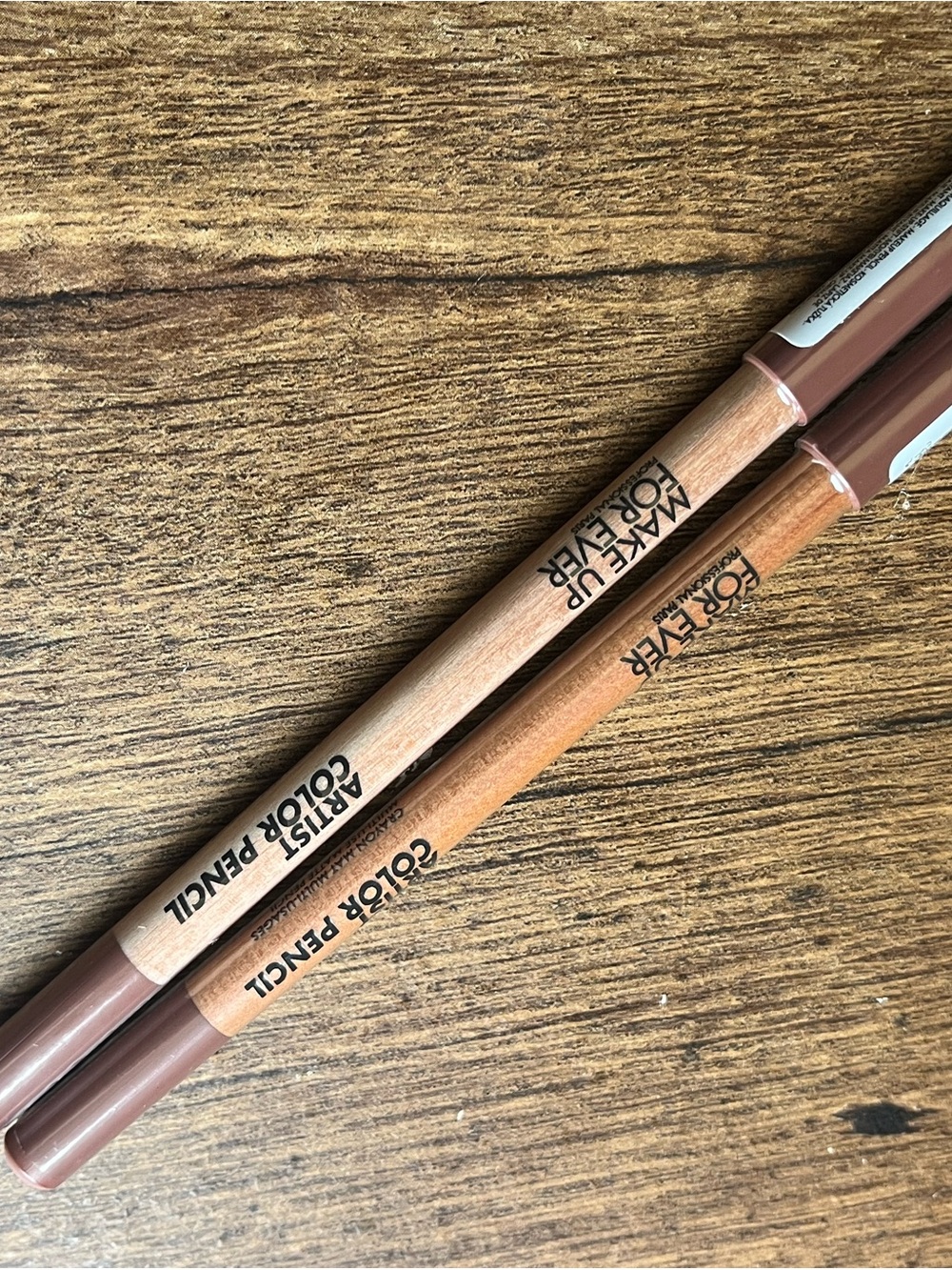 ONE Make Up For Ever Artist Color Pencil - Anywhere Caffeine